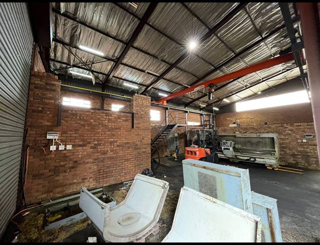 700M² WAREHOUSE TO LET IN BRAKPAN CENTRAL